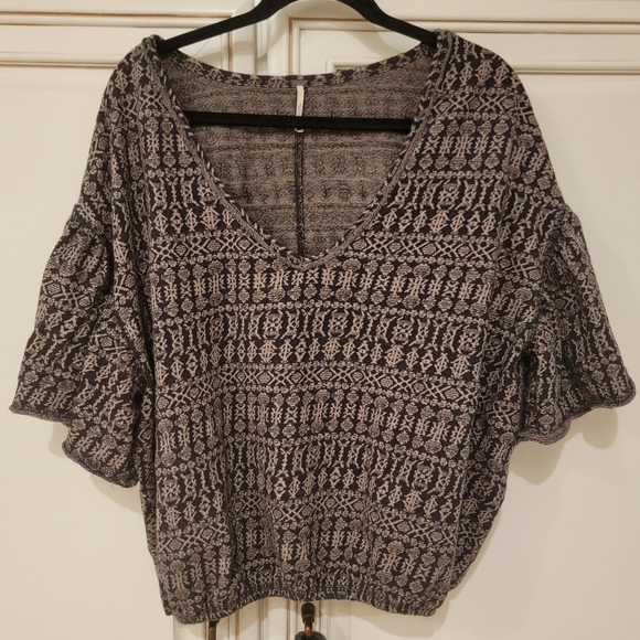 FREE PEOPLE short sleeve top - Picture 1 of 3